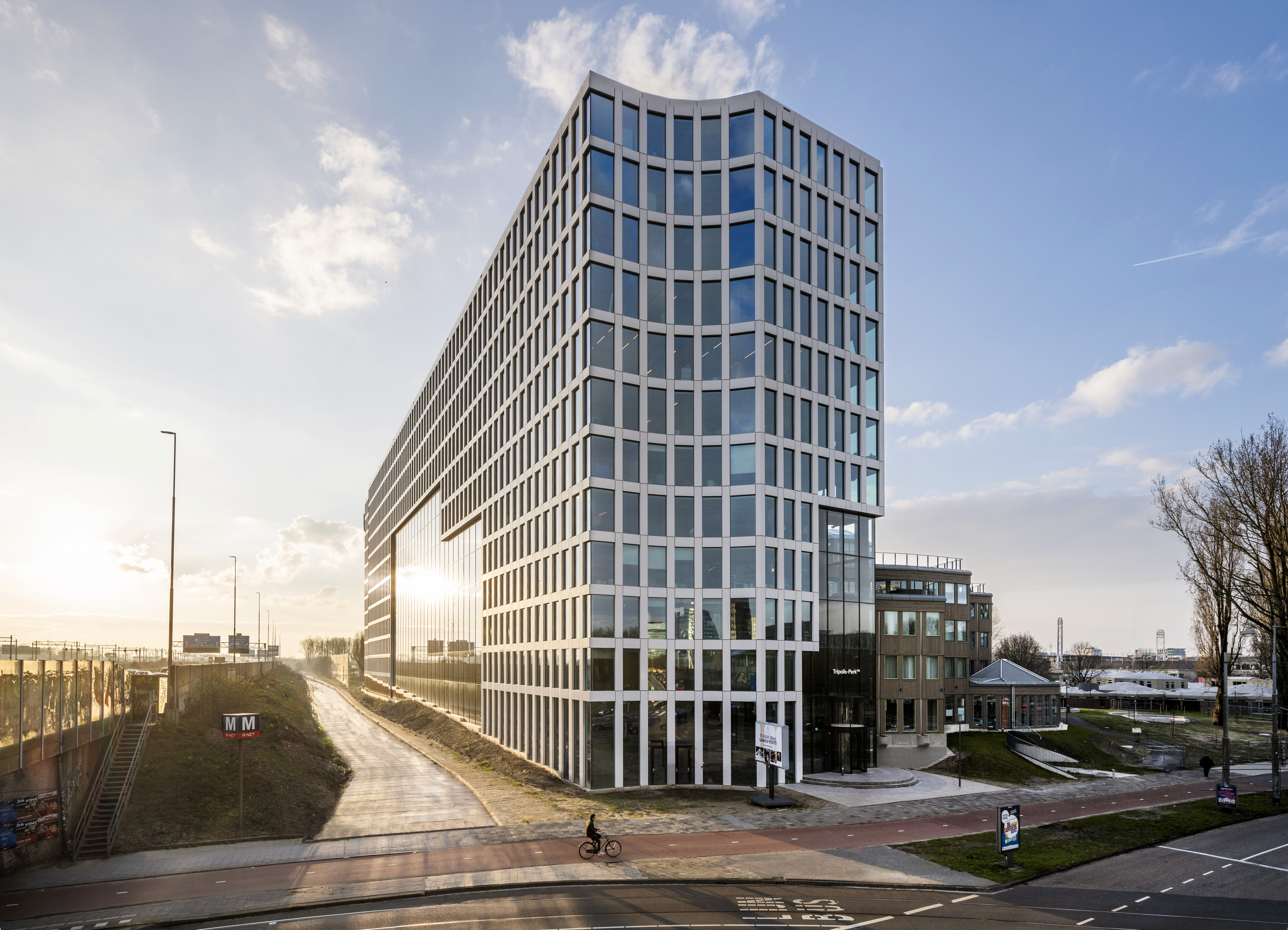 Exterieur Tripolis tijdelijk1